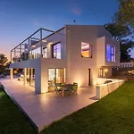 Sunset Villa Sky Nou